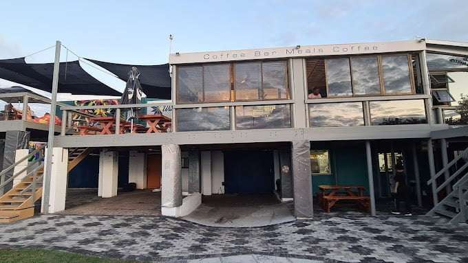 On the beach at Windsurfing centre you will find Wunderbar in Langebaan